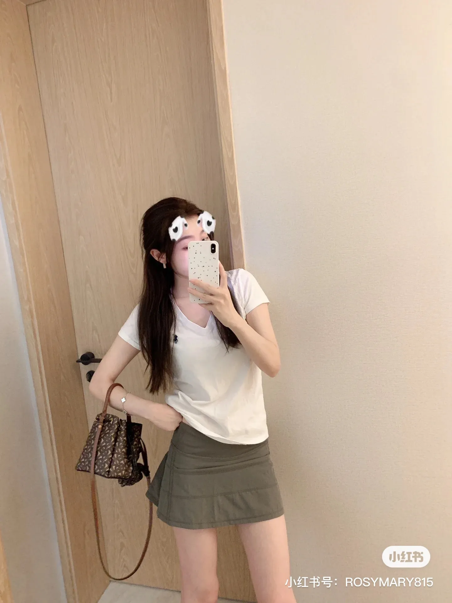 🅿️130 L13#Ralph Lauren•V-neck pony embroidered short-sleeved T-shirt ✅✅✅Ready stock Quality guaranteed Feel free to compare Size: XS S M L Color: White Black Purple Navy Blue Army Green Pink Gray Rose Red Grass Green Bright Red Yellow Light Blue
